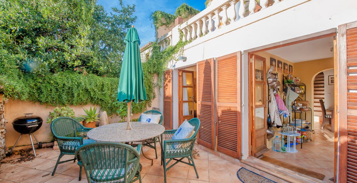 Gemütliches  Dorfhaus in S’Arraco