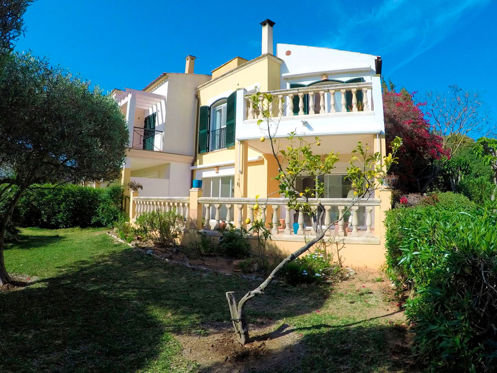 Großartiges Golfhaus mit Garten und Garage in Camp de Mar