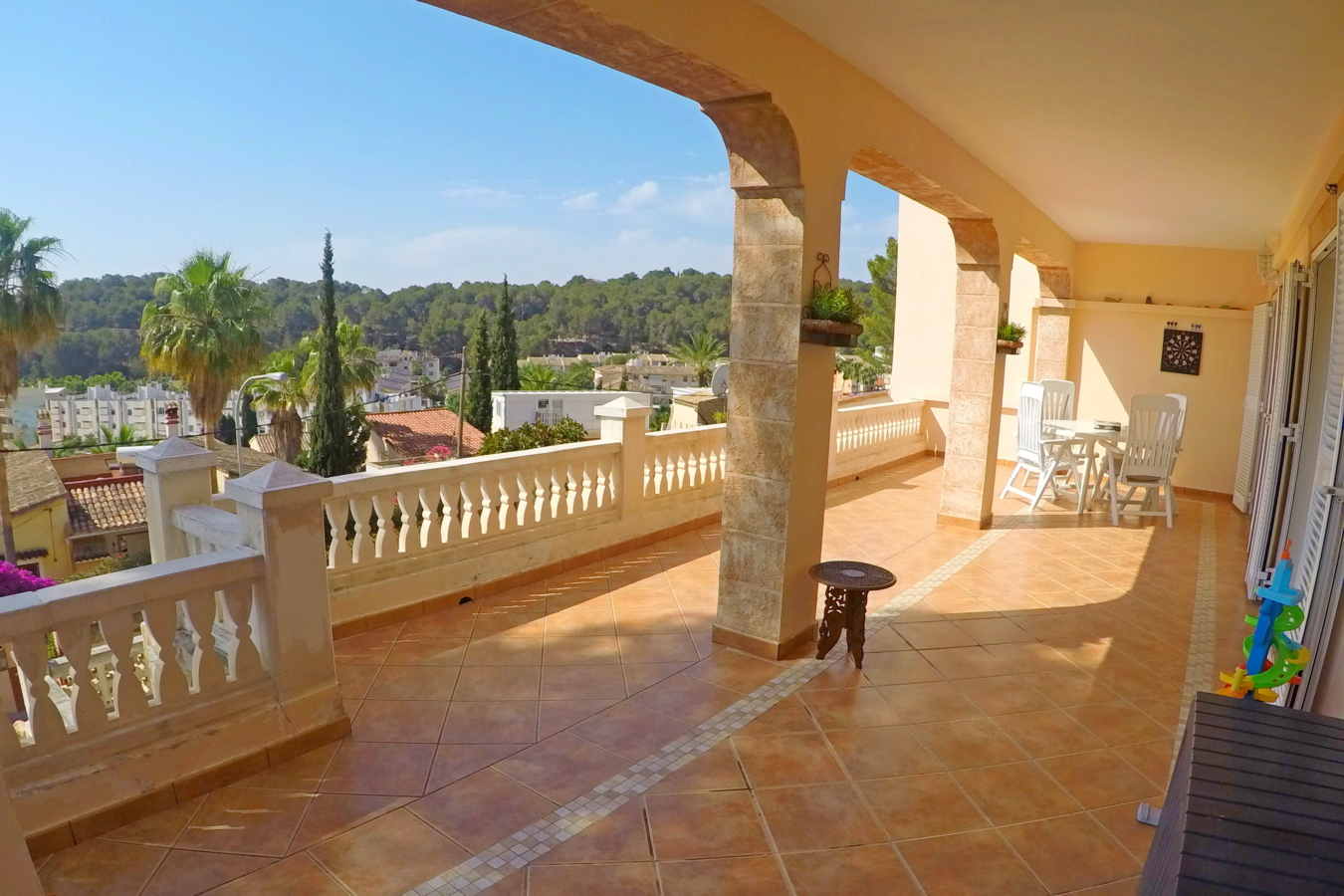 Modernised Townhouse with pool in Paguera