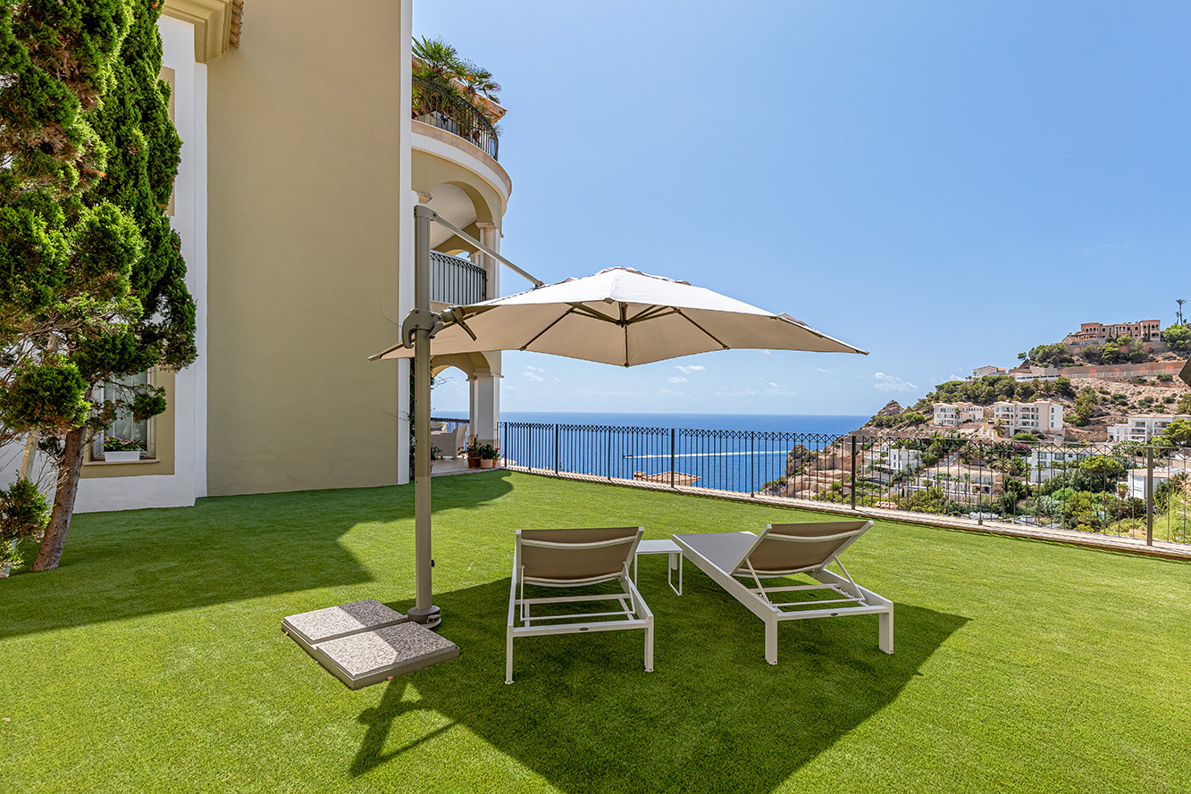 Puerto Andratx: Wunderschönes Gartenapartment mit Meerblick