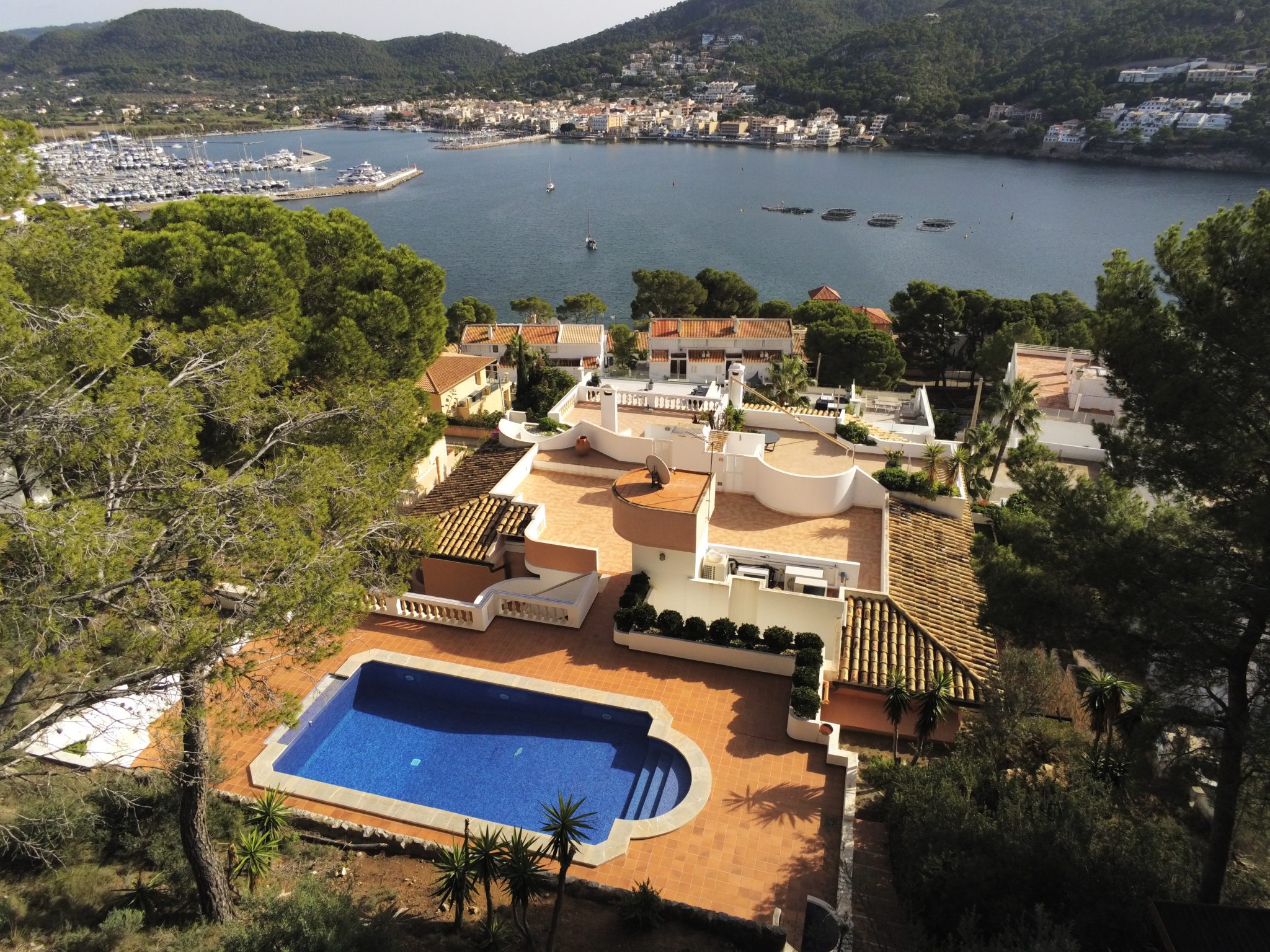 Prime Apartment in Port Andratx – Exceptional Comfort in a First-Class Location with Harbor Views